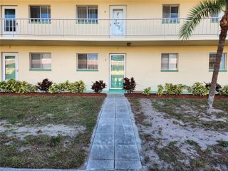 2001 GREENBRIAR BOULEVARD 6, Clearwater, FL 33763