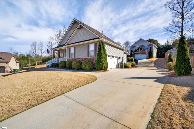 218 Willowgreen Way, Greer, SC 29651