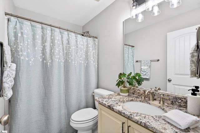 218 Willowgreen Way, Greer, SC 29651