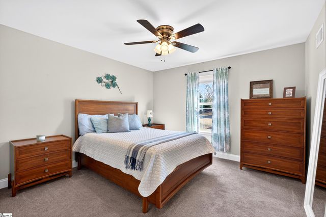 218 Willowgreen Way, Greer, SC 29651