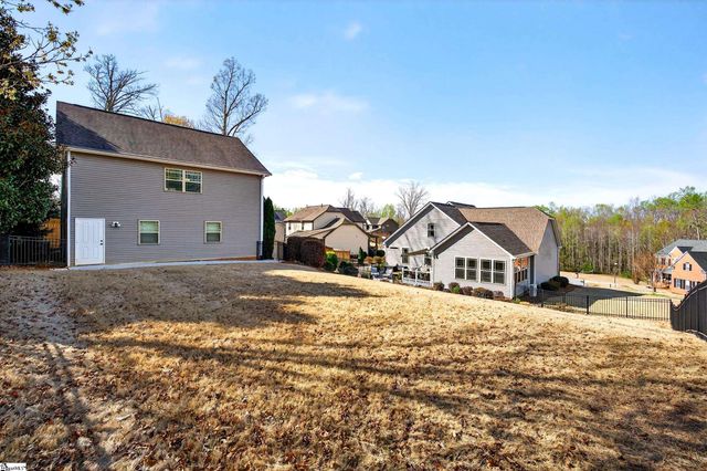 218 Willowgreen Way, Greer, SC 29651