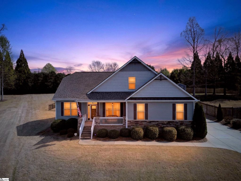 218 Willowgreen Way, Greer, SC 29651