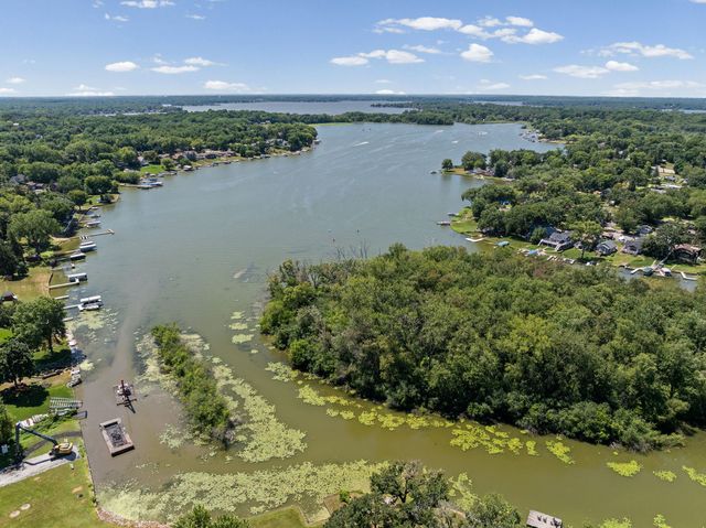 24941 W Forest Drive, Lake Villa, IL 60046