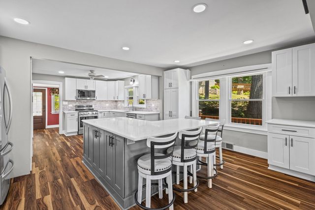 24941 W Forest Drive, Lake Villa, IL 60046