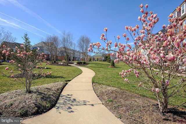 50 JOCKEY DR, La Plata, MD 20646