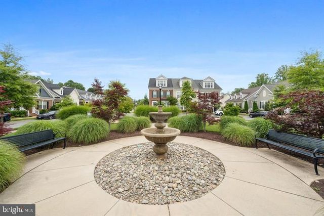 50 JOCKEY DR, La Plata, MD 20646