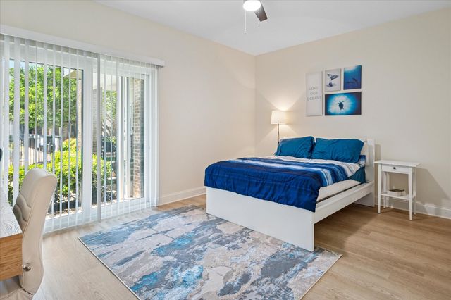 10747 Park Village Place B, Dallas, TX 75230