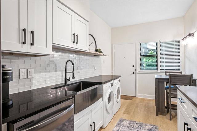 10747 Park Village Place B, Dallas, TX 75230