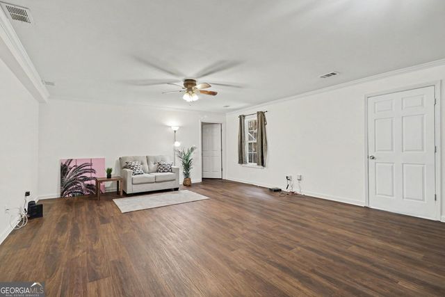 6195 Park Leaf Walk, Buford, GA 30518