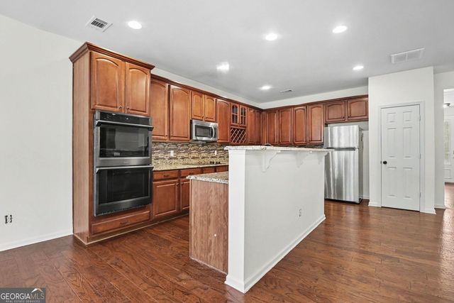 6195 Park Leaf Walk, Buford, GA 30518
