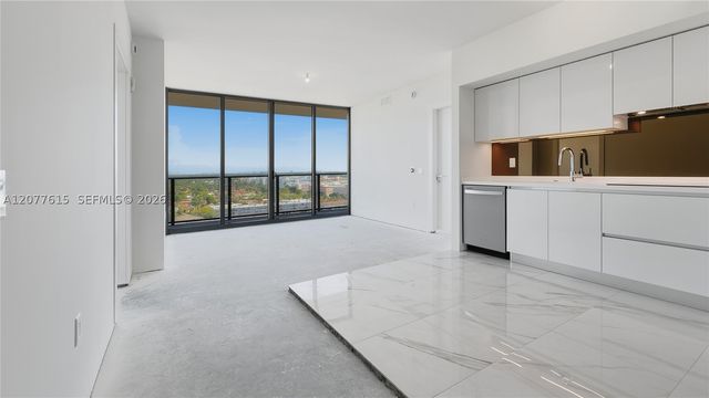 1170 E Hallandale Beach Blvd 1102, Hallandale Beach, FL 33009