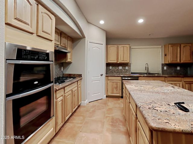 21664 N DIETZ Drive, Maricopa, AZ 85138