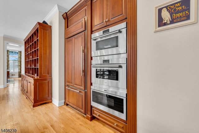 51 Rolling Hill Drive, Chatham Twp., NJ 07928