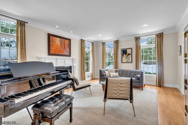 51 Rolling Hill Drive, Chatham Twp., NJ 07928