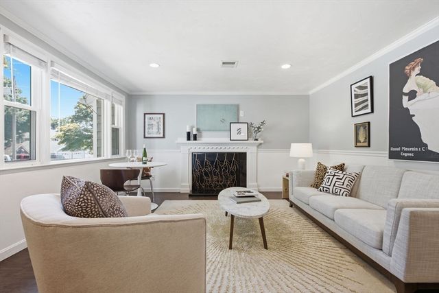 34 Drinkwater Ave, Braintree, MA 02184