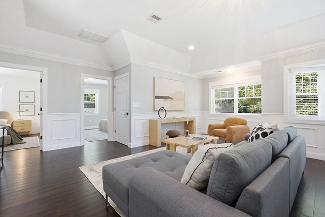 34 Drinkwater Ave, Braintree, MA 02184