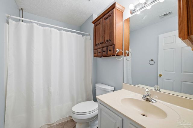 1939 Melissa Oaks Dr, Gulf Breeze, FL 32563