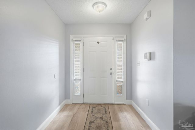 1939 Melissa Oaks Dr, Gulf Breeze, FL 32563