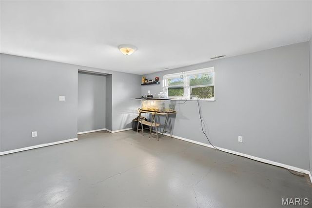 1948 Westbourne Way, Fenton, MO 63026