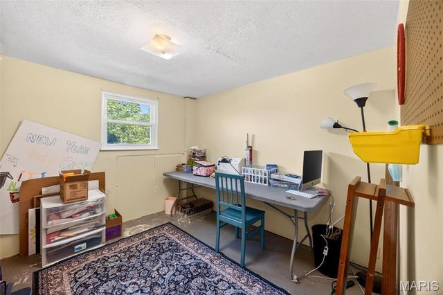 1948 Westbourne Way, Fenton, MO 63026