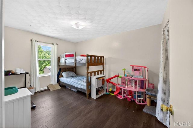 1948 Westbourne Way, Fenton, MO 63026