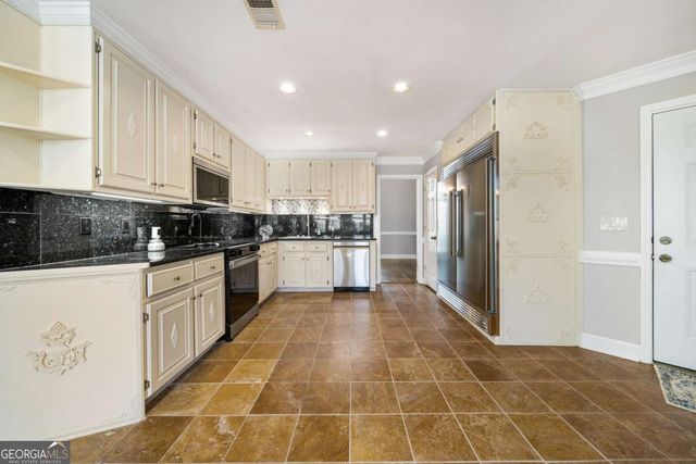 931 New Bedford Drive, Marietta, GA 30068