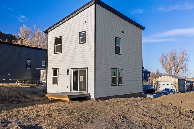 605 N L Street, Livingston, MT 59047