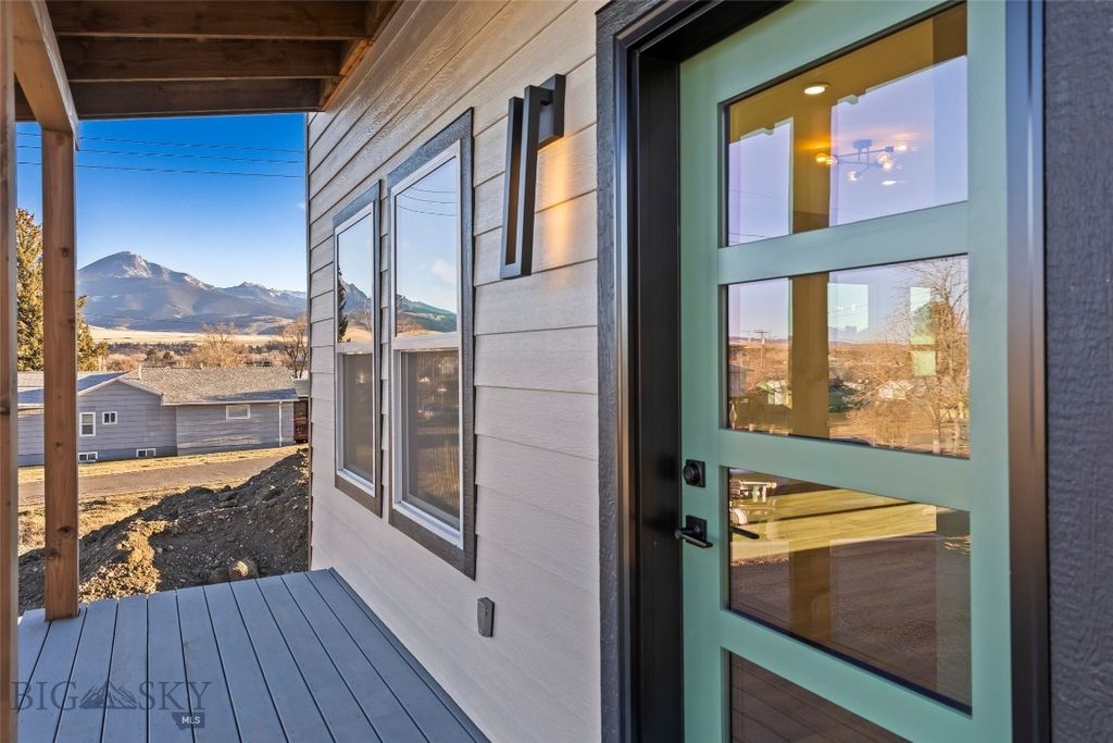 605 N L Street, Livingston, MT 59047