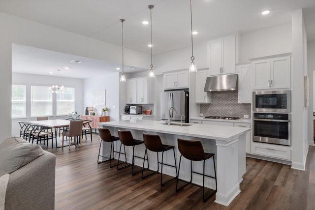5705 Navajo Draw LN, Austin, TX 78738
