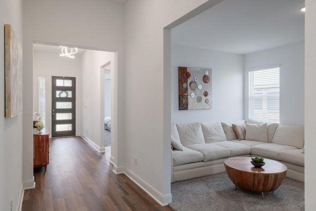 5705 Navajo Draw LN, Austin, TX 78738