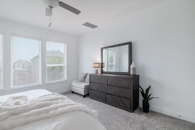 5705 Navajo Draw LN, Austin, TX 78738