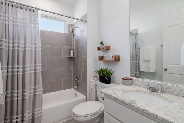 5705 Navajo Draw LN, Austin, TX 78738