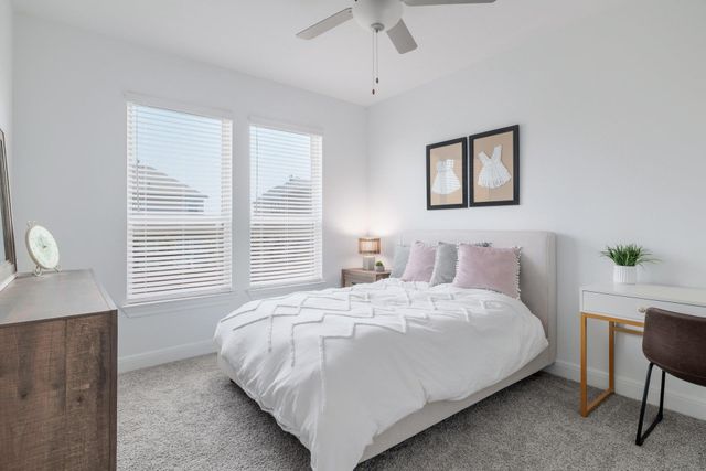 5705 Navajo Draw LN, Austin, TX 78738