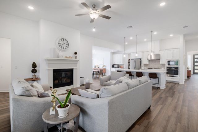 5705 Navajo Draw LN, Austin, TX 78738