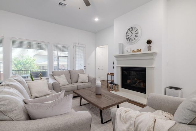 5705 Navajo Draw LN, Austin, TX 78738