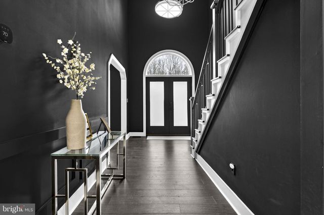 6658 FOX DEN RD, Manassas, VA 20112