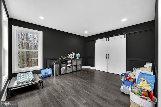 6658 FOX DEN RD, Manassas, VA 20112