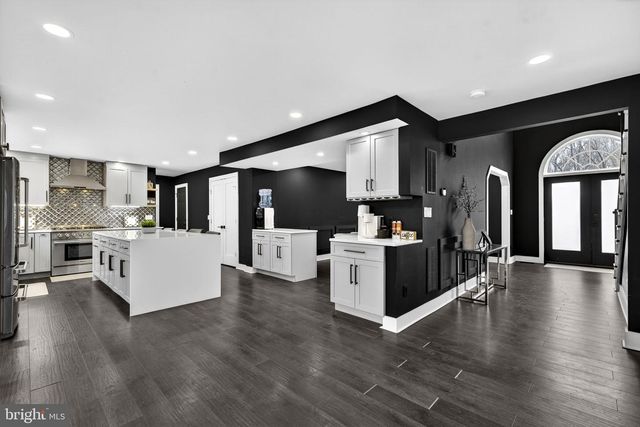 6658 FOX DEN RD, Manassas, VA 20112