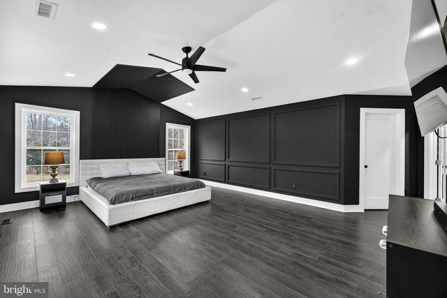 6658 FOX DEN RD, Manassas, VA 20112