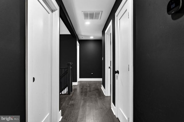 6658 FOX DEN RD, Manassas, VA 20112