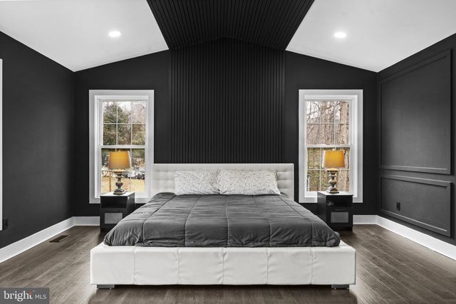 6658 FOX DEN RD, Manassas, VA 20112