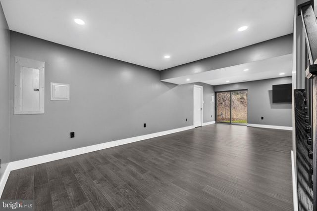 6658 FOX DEN RD, Manassas, VA 20112