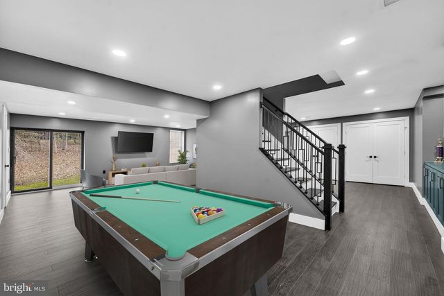 6658 FOX DEN RD, Manassas, VA 20112