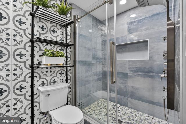 6658 FOX DEN RD, Manassas, VA 20112