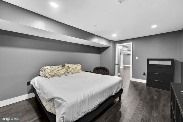 6658 FOX DEN RD, Manassas, VA 20112