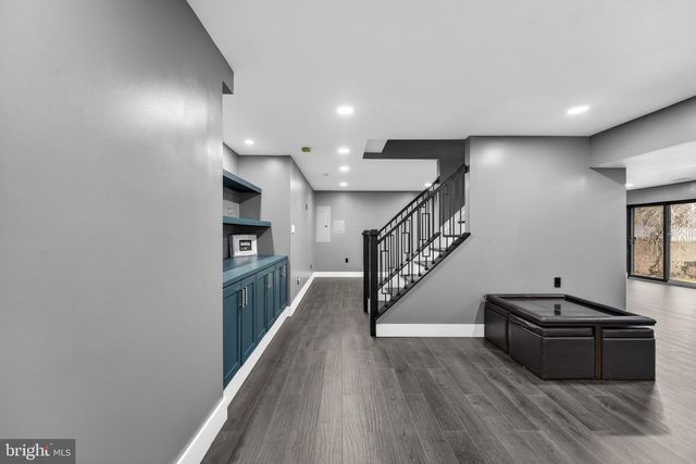 6658 FOX DEN RD, Manassas, VA 20112