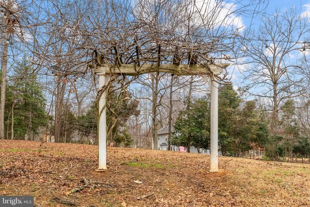 6658 FOX DEN RD, Manassas, VA 20112