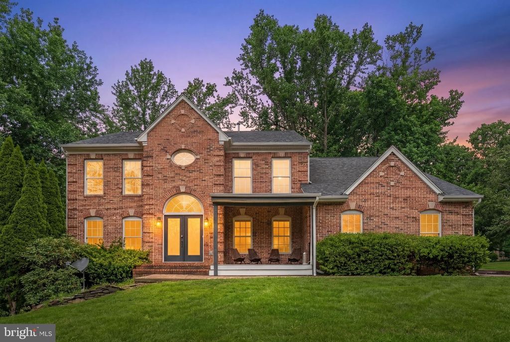 6658 FOX DEN RD, Manassas, VA 20112