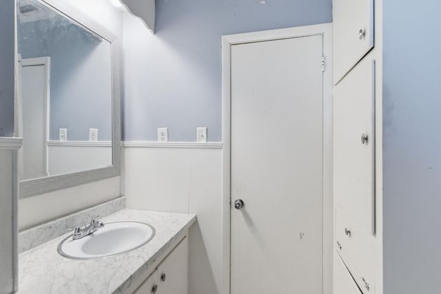 1401 S 26th St., Hattiesburg, MS 39402