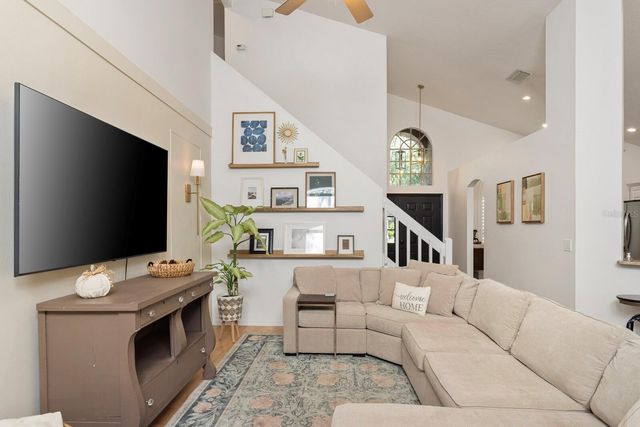 10429 SPRINGROSE DRIVE, Tampa, FL 33626